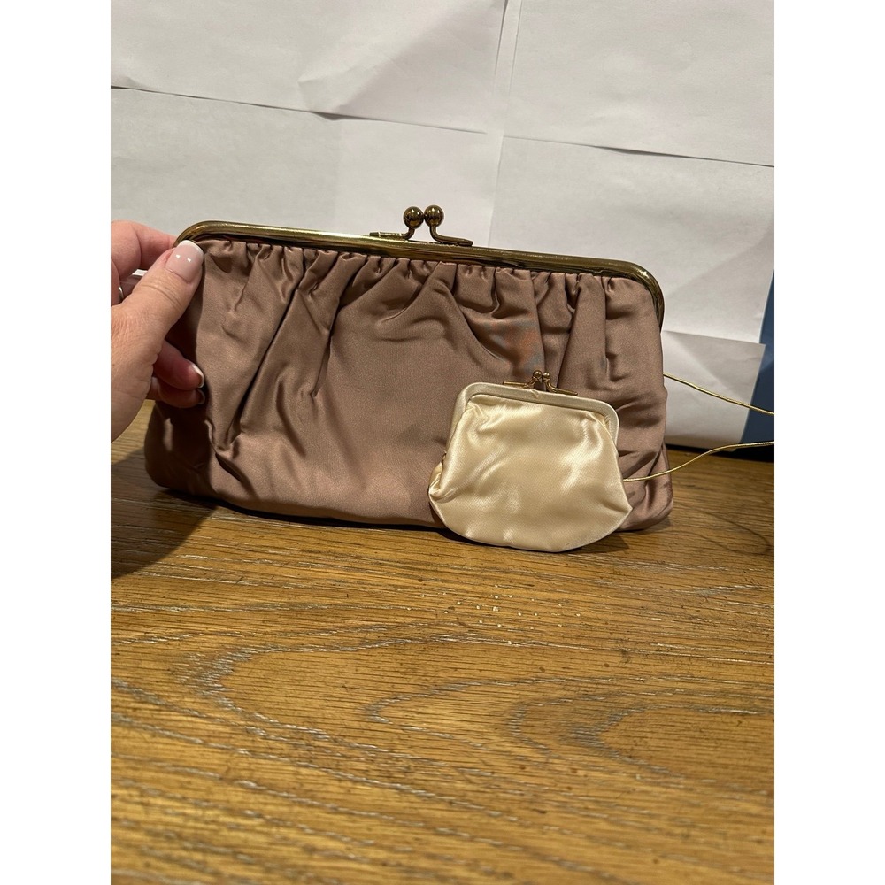 Vintage 1950's Ingber Handbag Purse Clutch Kiss Clasp and Metal Frame